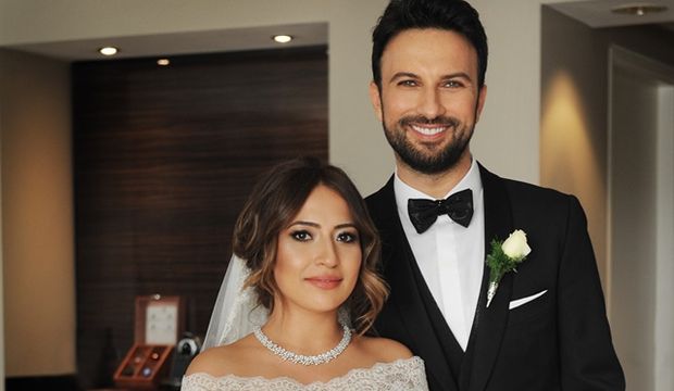 Tarkan evlendi!