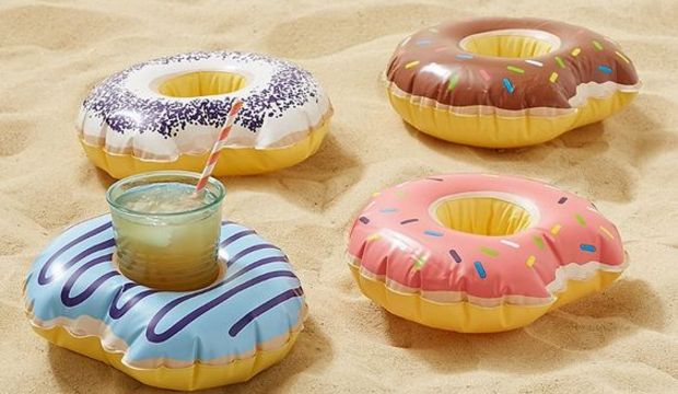 Plajda mutlaka yanınızda olması gerekenler