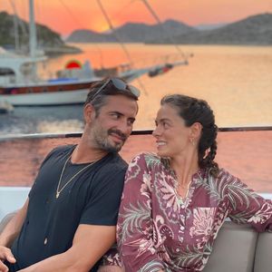 Özge Özpirinçci kimdir?