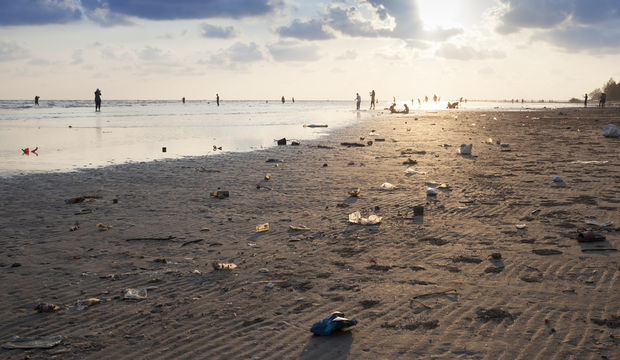 Çöp yokmuş gibi çek pampa!