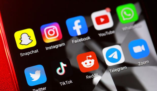 Sosyal medya bağımlılığı nedir?