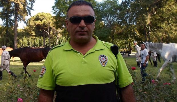 Babamız evde yok, kapıyı açamayız!