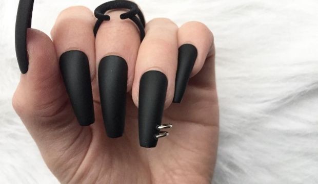 Trend alarmı: Tırnak piercing