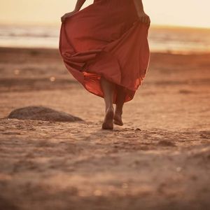 Güçlü kadınları yürüyüşünden tanırsınız!