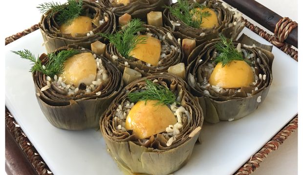 Zeytinyağlı enginar dolması nasıl yapılır?