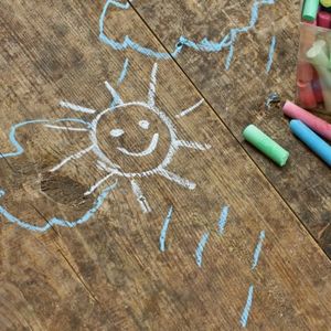 Atipik otizm şemsiyesinin altındaki ara çocuklar