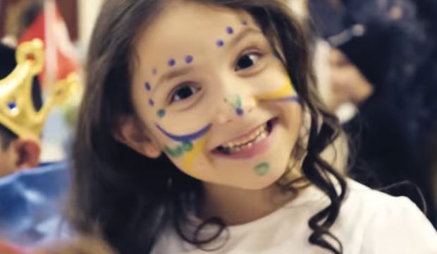 Lösemili çocuklara gülücüklü moral