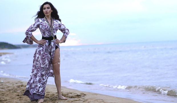 ‘Evrende bir hiçlikten başka bir şey değiliz’