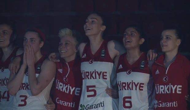 Kadın basketbolcuları gözyaşlarına boğan sürpriz