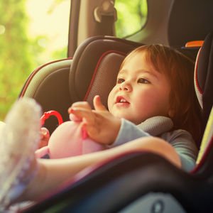 Bebekle rahat seyahatin püf noktaları