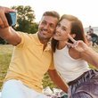 Mutlu çiftler ilişkilerini sosyal medyada paylaşmıyor