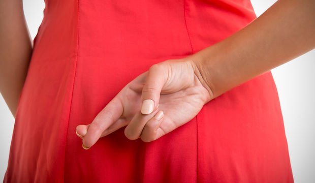 Yalan söylediğinin 8 işareti!