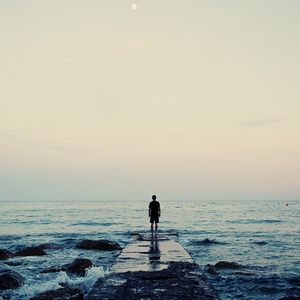 Hayat belki kendimizi düzeltmemiz için yarınları vermiştir!