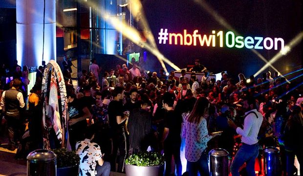 Mercedes-Benz Fashion Week 1. günü tamamlandı