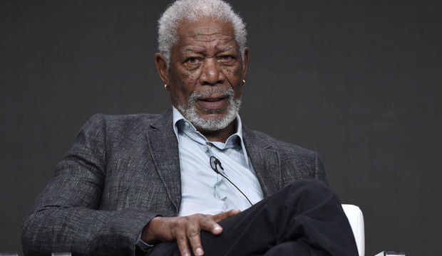 Morgan Freeman: Yapay zeka bizden daha akıllı