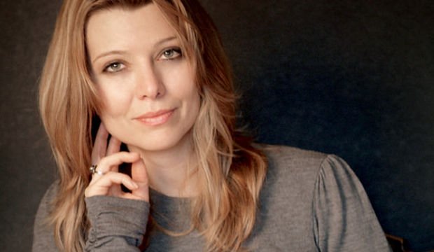 Elif Şafak biseksüel olduğunu açıkladı