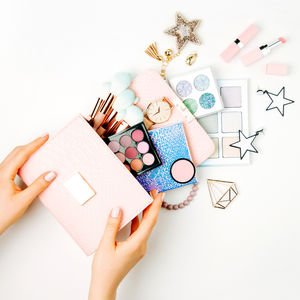 Makyaj malzemeleri nasıl taşınmalı?