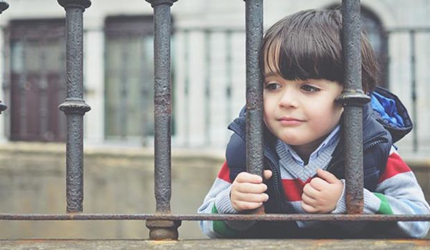 'Öğretmenim bana taktı' diyorsa