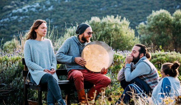 Bi'avuç insan binbir hikaye