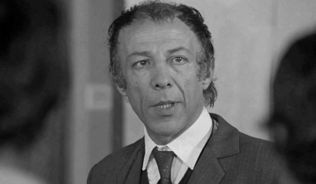 Münir Özkul hayatını kaybetti