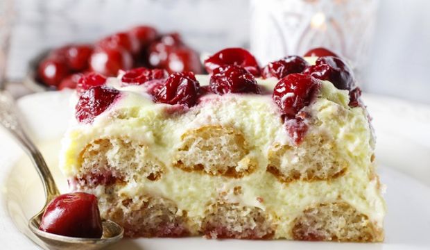 Muhallebili bisküvi pastası nasıl yapılır?