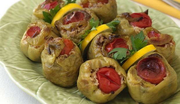 Fırınlanmış zeytinyağlı biber dolması