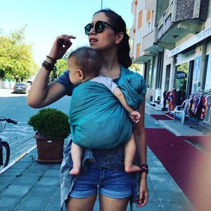 Babywearing denince akla