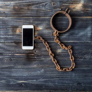 Z kuşağı sorunsalı olarak FOMO!