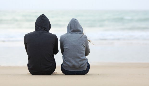 Ayrılmak istiyorum ama söyleyemiyorum