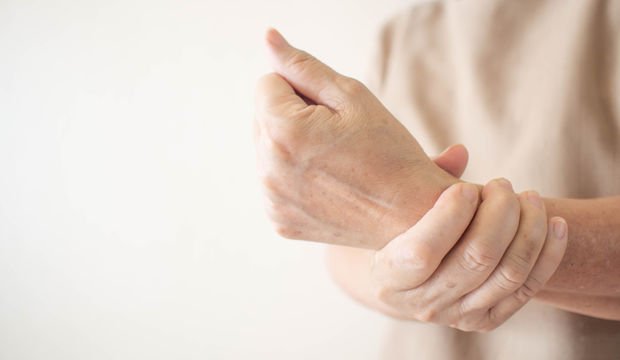 Kadın ve erkeklerin acıya karşı tutumları farklı mı?