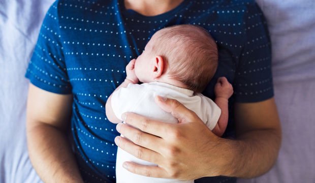 Babaların lohusa depresyonu yaşaması normal mi?