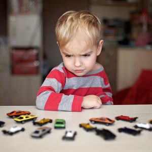 Oyuncak endüstrisi yaratıcılığı engelliyor