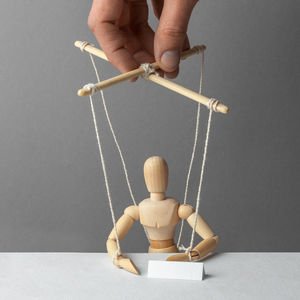 İletişim çok ince bir çizgidir