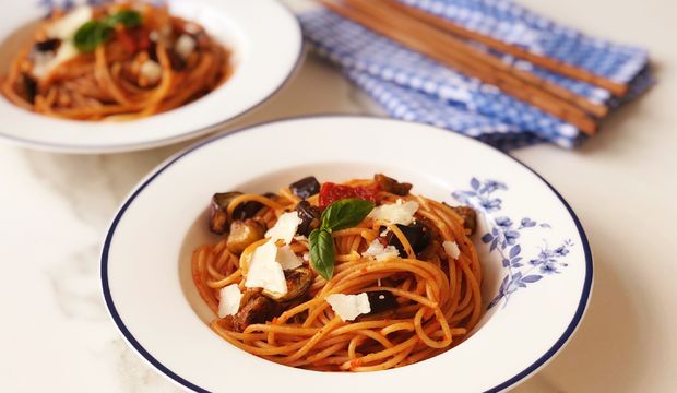 Patlıcanlı spagetti 