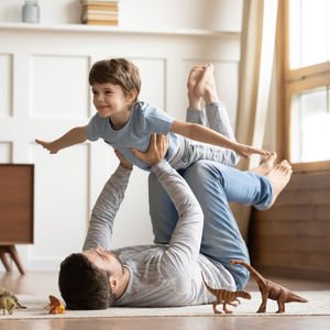 Babasıyla oynadığı oyunlar çocuğunuz için ne ifade ediyor?