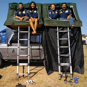 Kendi çadırlarını yapıp 20 gün gezdiler