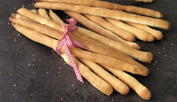 Ev yapımı grissini nasıl yapılır?
