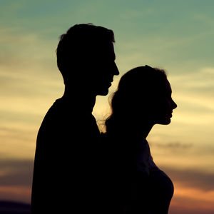 Bir ayrılık, bir yoksuzluk, bir de ölüm