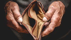 Evime ekmek bile götüremiyorum