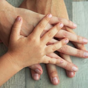 Çocuklar zorbalığı 'anne baba ilişkisi'nden nasıl öğrenir?
