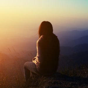 Yalanla mutluluğa ulaşılamaz