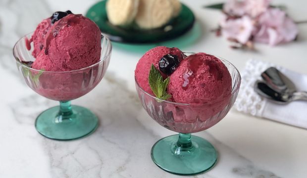 Vişneli dondurma nasıl yapılır?