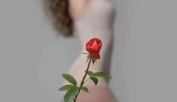 Adet döneminde yaşanan fiziksel ve psikolojik değişimler