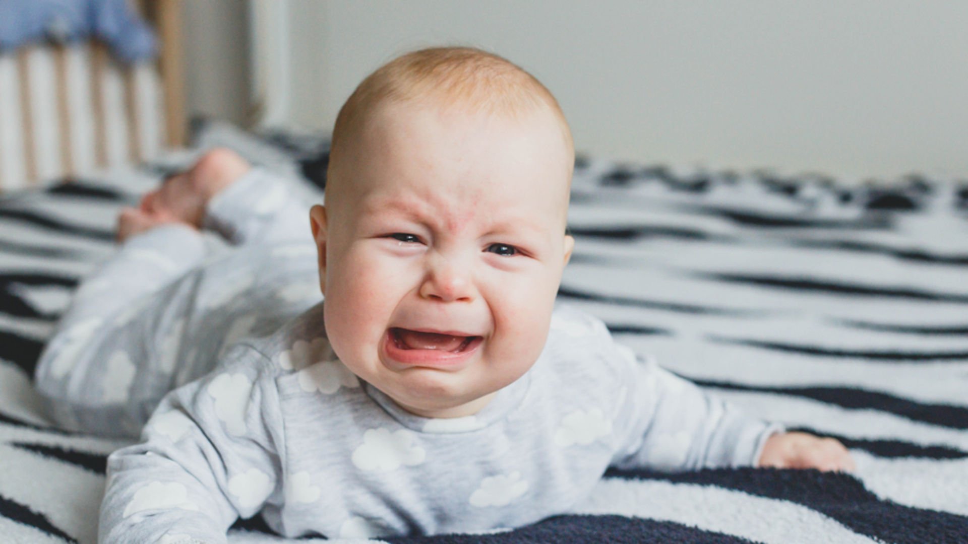 bebeklerde bagirsak enfeksiyonu neden olur nasil gecer anne baba