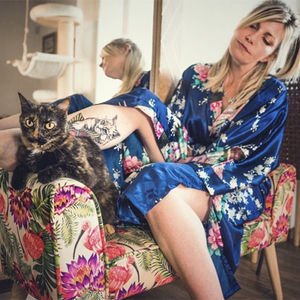 Kediler kadınlar ve sanat eserleri