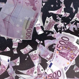 Tanrıya para göndermek