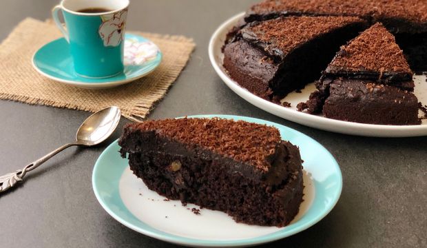 Tatlı patatesli avokado kremalı kakaolu kek nasıl yapılır?