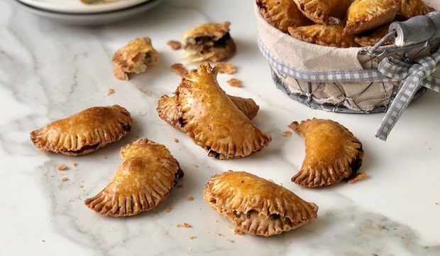 Kıymalı empanada nasıl yapılır?