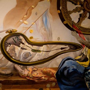 Ebru Yolver: “Her sanatçı özgürdür, özgürce anlatımlar yapmayı sever”