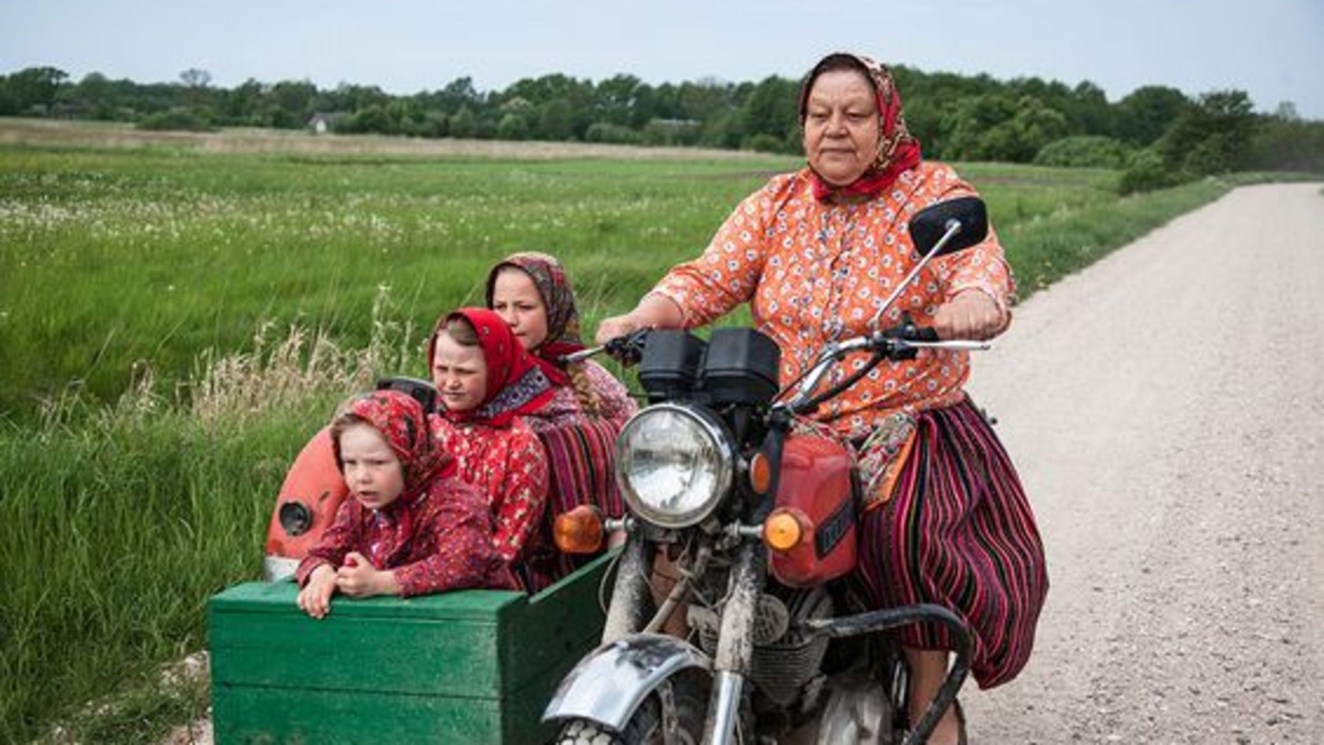 Завтра поедут к бабушке. Женское царство — остров Кихну в Эстонии. Остров Кихну. Кихну остров женщин на мотоциклах. Эстонский остров Кихну.